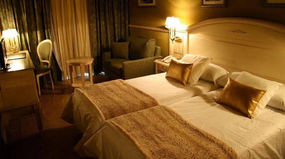 Hotel & Spa Xalet Bringue Ел Серат Екстериор снимка